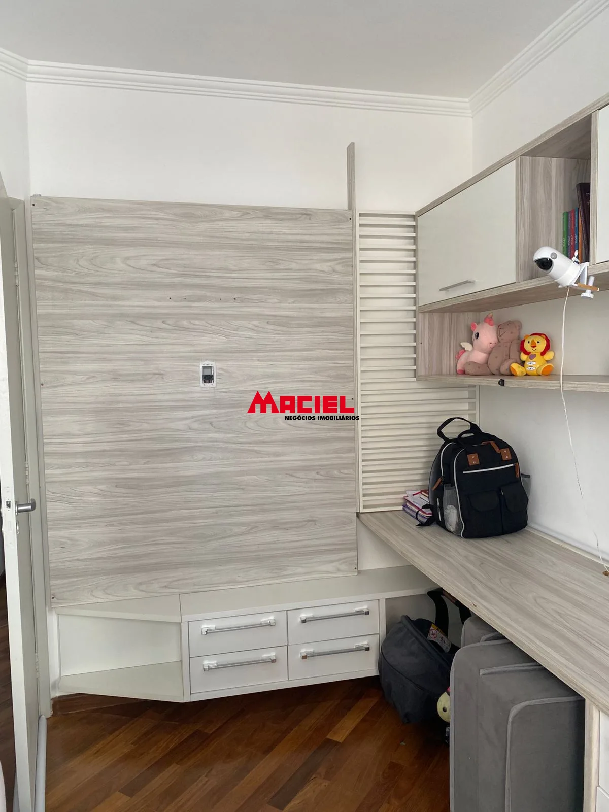 Alugar Apartamento / Padr&atilde;o em S&atilde;o Jos&eacute; dos Campos R$ 3.500,00 - Foto 17
