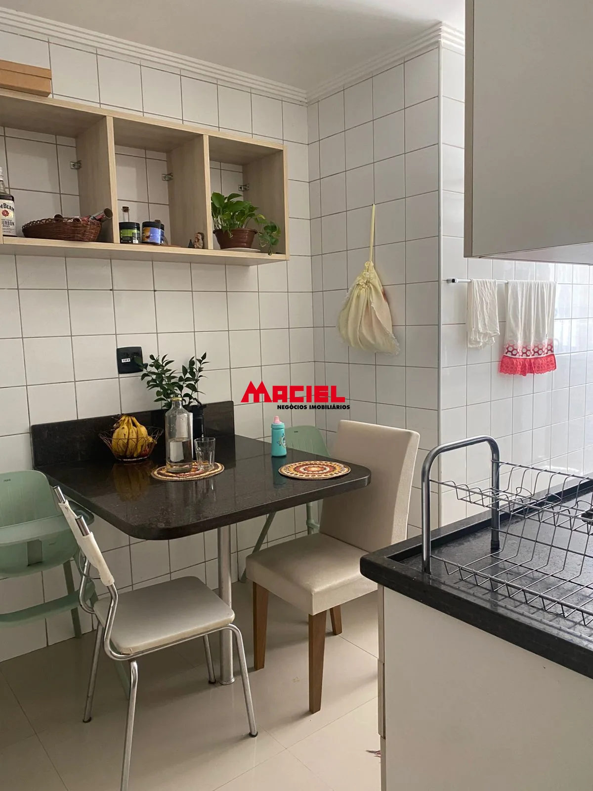 Alugar Apartamento / Padr&atilde;o em S&atilde;o Jos&eacute; dos Campos R$ 3.500,00 - Foto 18