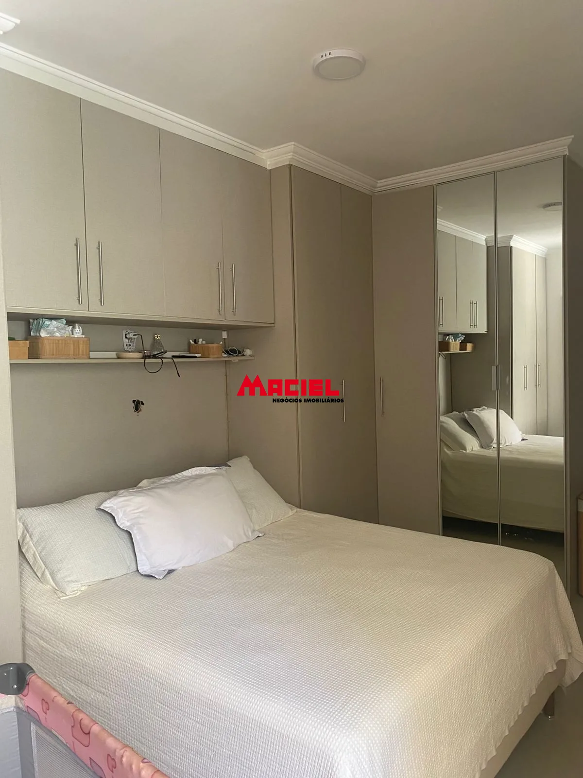 Alugar Apartamento / Padr&atilde;o em S&atilde;o Jos&eacute; dos Campos R$ 3.500,00 - Foto 20