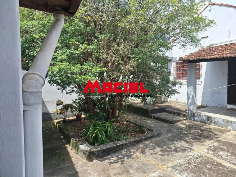 Comprar Casa / Padr&atilde;o em Ca&ccedil;apava R$ 1.042.000,00 - Foto 1
