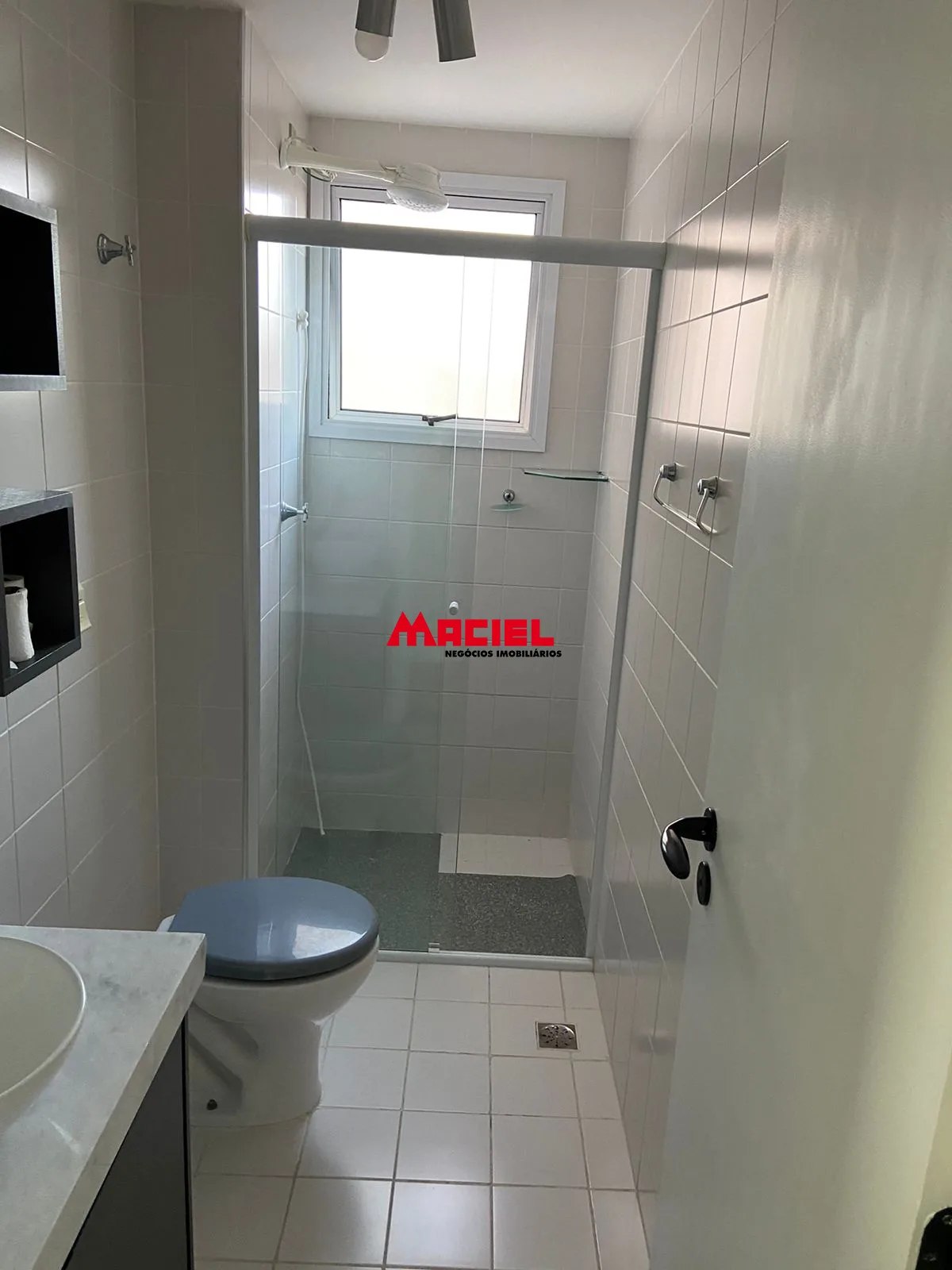 Alugar Apartamento / Padr&atilde;o em S&atilde;o Jos&eacute; dos Campos R$ 3.400,00 - Foto 14