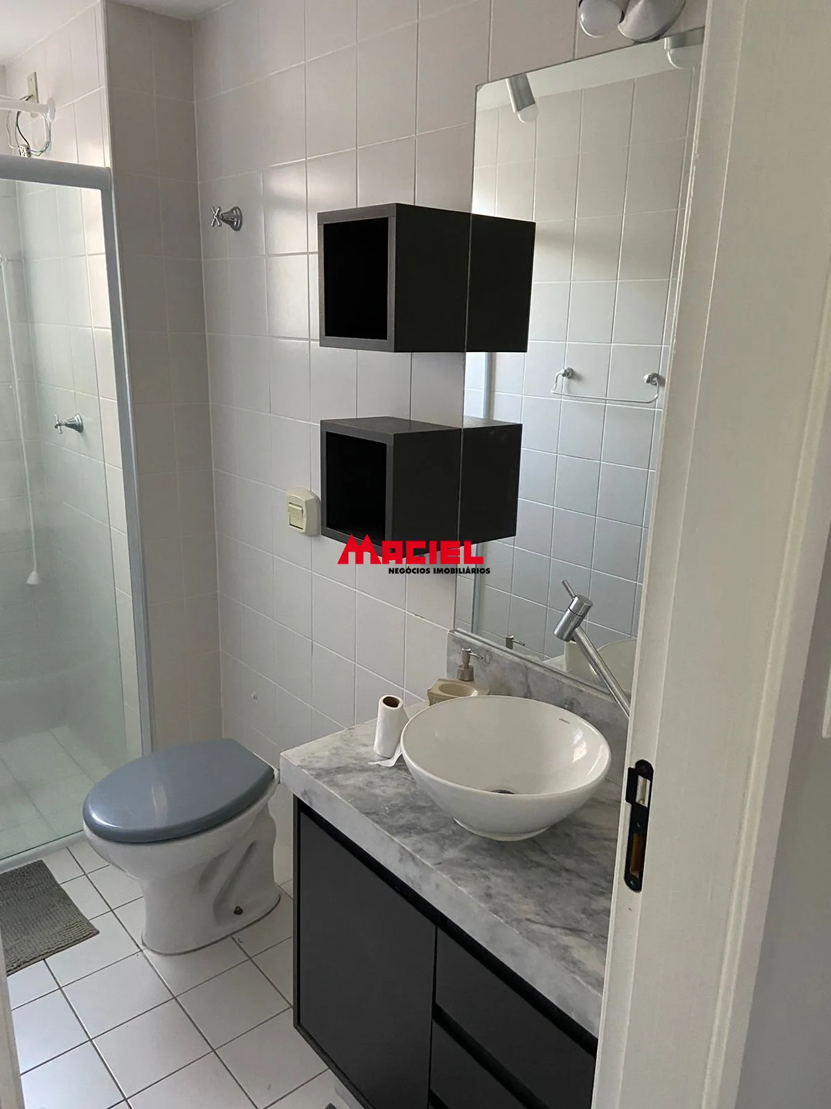 Alugar Apartamento / Padr&atilde;o em S&atilde;o Jos&eacute; dos Campos R$ 3.400,00 - Foto 15