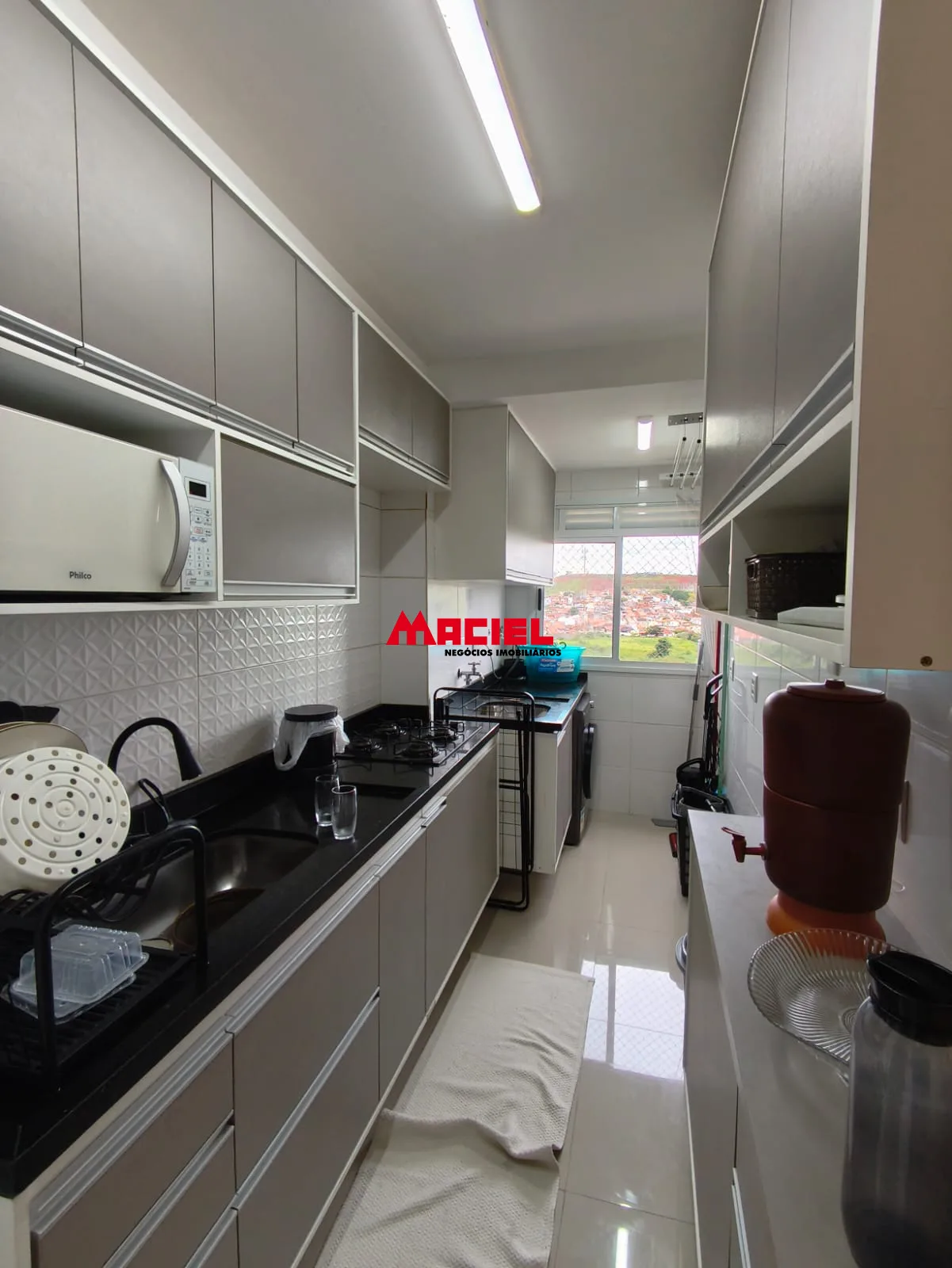 Alugar Apartamento / Padr&atilde;o em S&atilde;o Jos&eacute; dos Campos R$ 2.500,00 - Foto 2