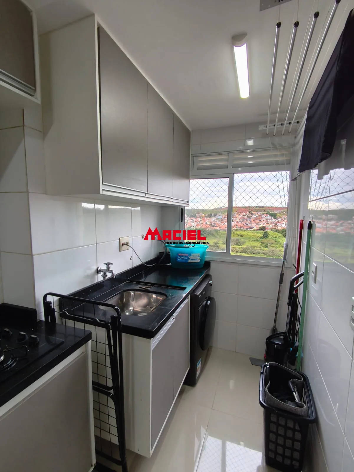 Alugar Apartamento / Padr&atilde;o em S&atilde;o Jos&eacute; dos Campos R$ 2.500,00 - Foto 6