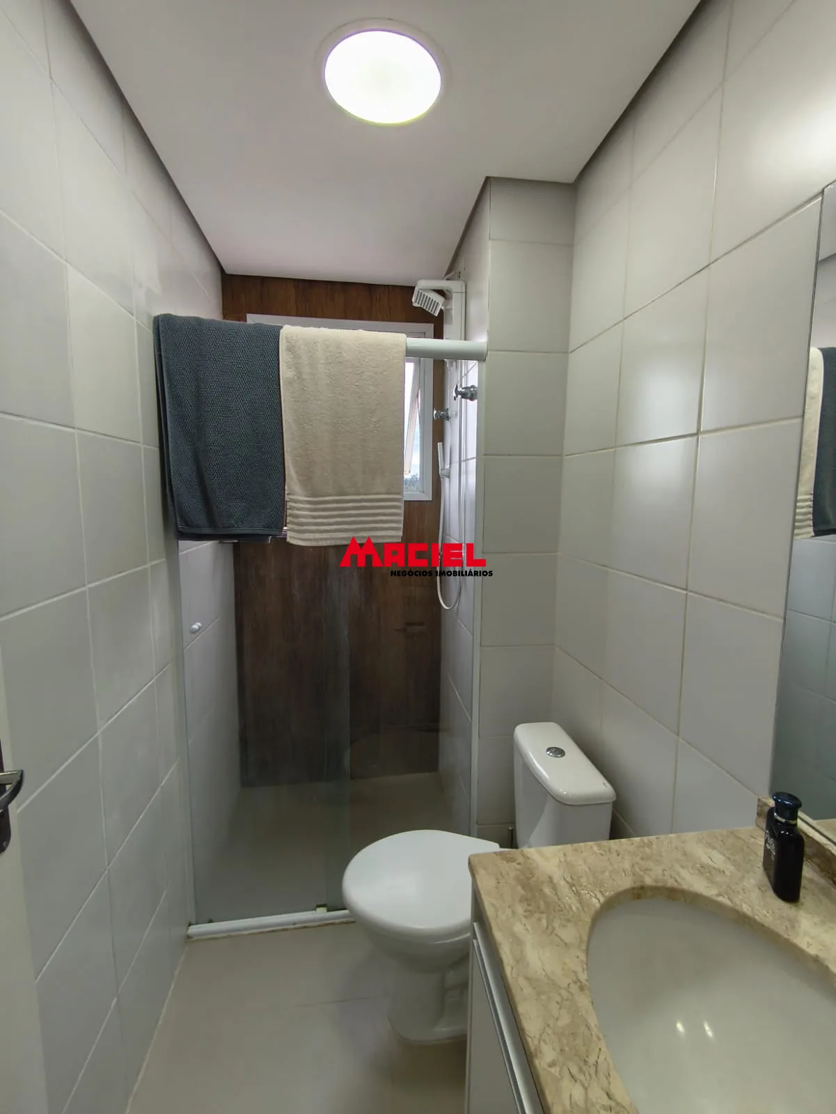 Alugar Apartamento / Padr&atilde;o em S&atilde;o Jos&eacute; dos Campos R$ 2.500,00 - Foto 9