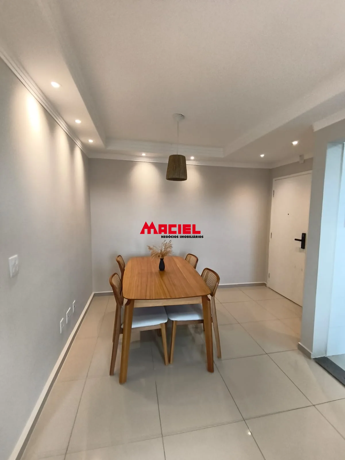 Alugar Apartamento / Padr&atilde;o em S&atilde;o Jos&eacute; dos Campos R$ 2.500,00 - Foto 13