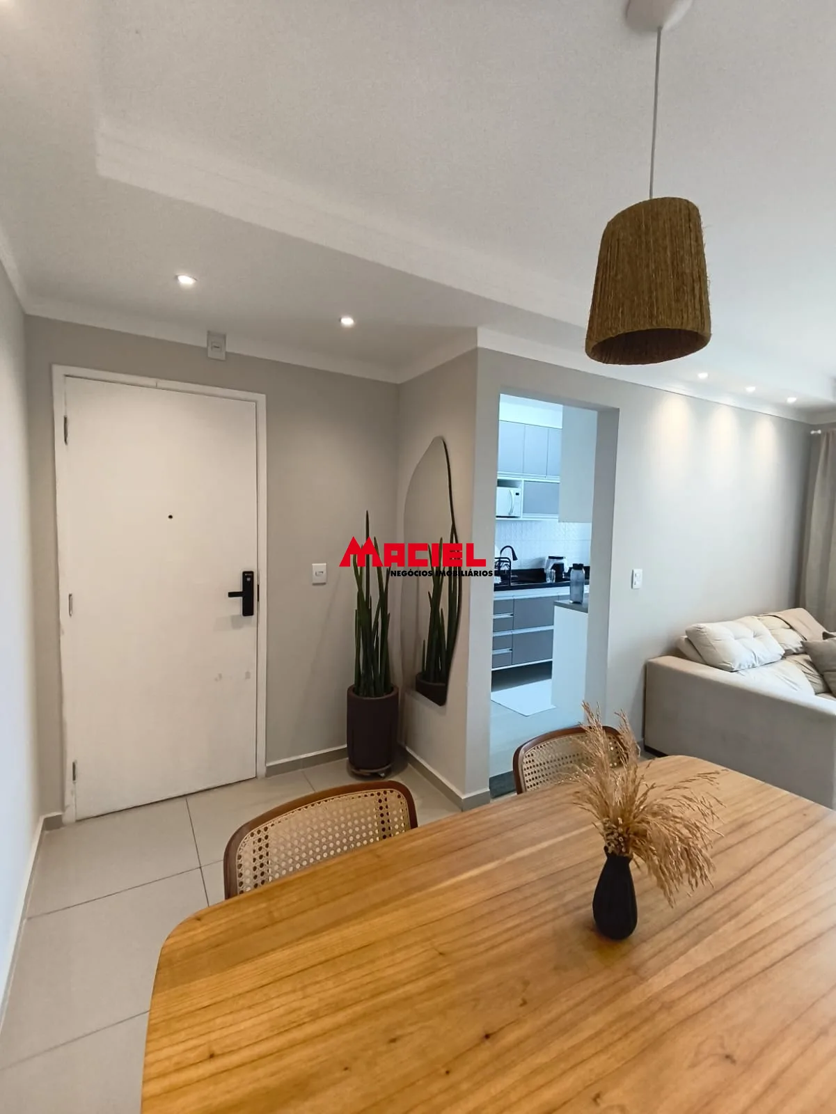 Alugar Apartamento / Padr&atilde;o em S&atilde;o Jos&eacute; dos Campos R$ 2.500,00 - Foto 15