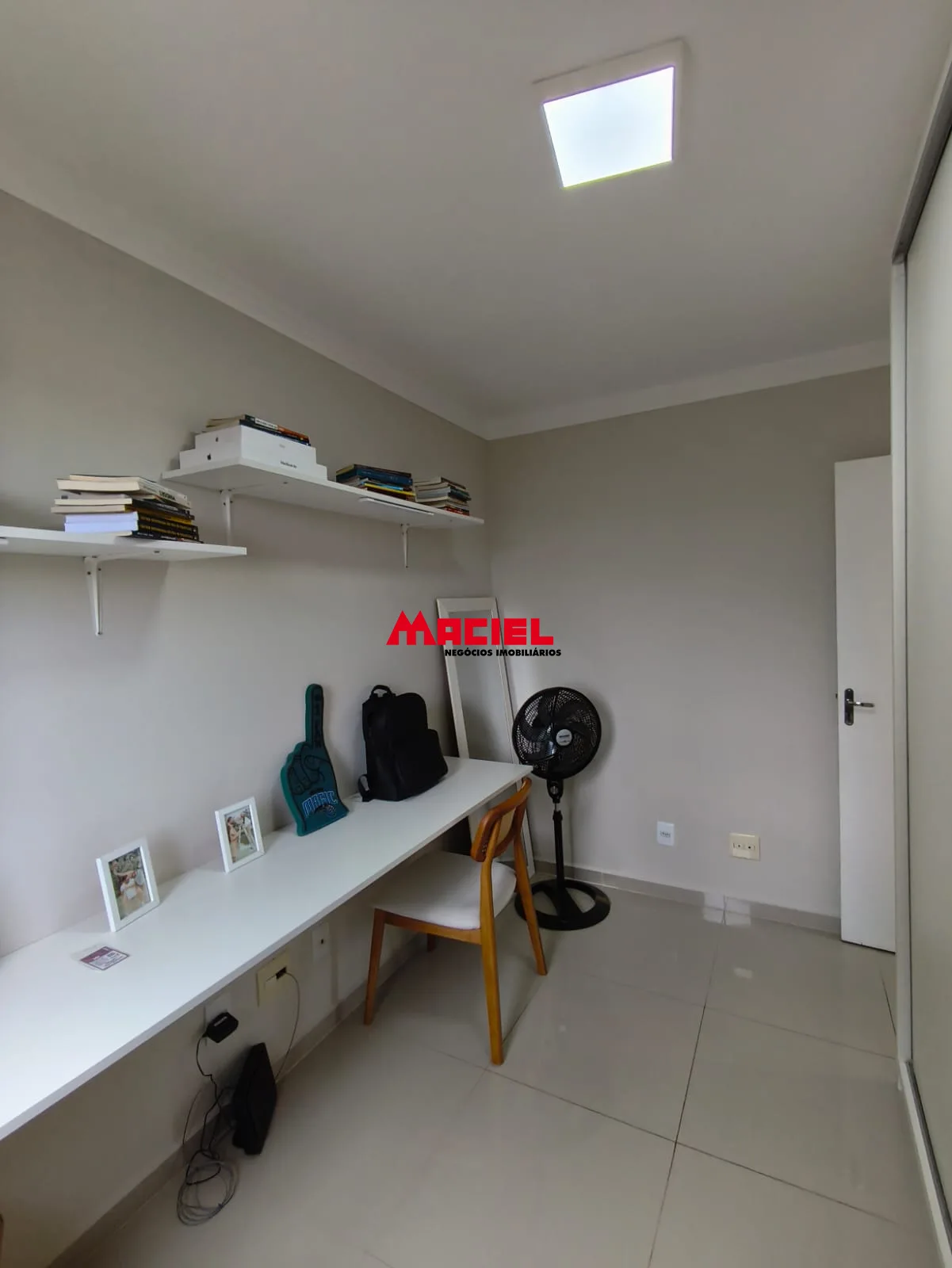 Alugar Apartamento / Padr&atilde;o em S&atilde;o Jos&eacute; dos Campos R$ 2.500,00 - Foto 28