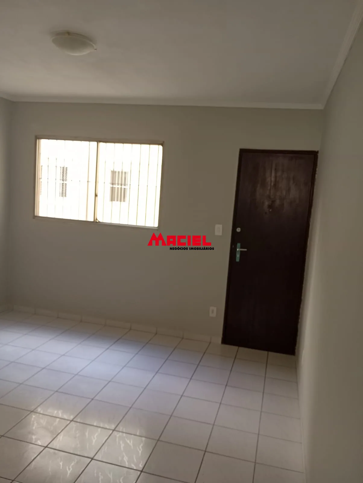 Alugar Apartamento / Padr&atilde;o em S&atilde;o Jos&eacute; dos Campos R$ 1.700,00 - Foto 3