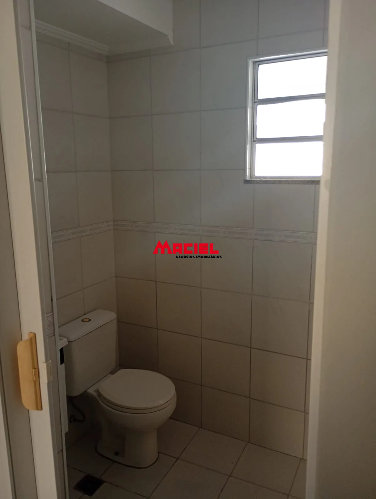 Alugar Apartamento / Padr&atilde;o em S&atilde;o Jos&eacute; dos Campos R$ 1.700,00 - Foto 8