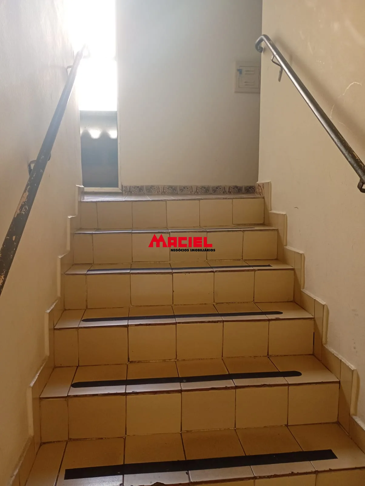 Alugar Apartamento / Padr&atilde;o em S&atilde;o Jos&eacute; dos Campos R$ 1.700,00 - Foto 12