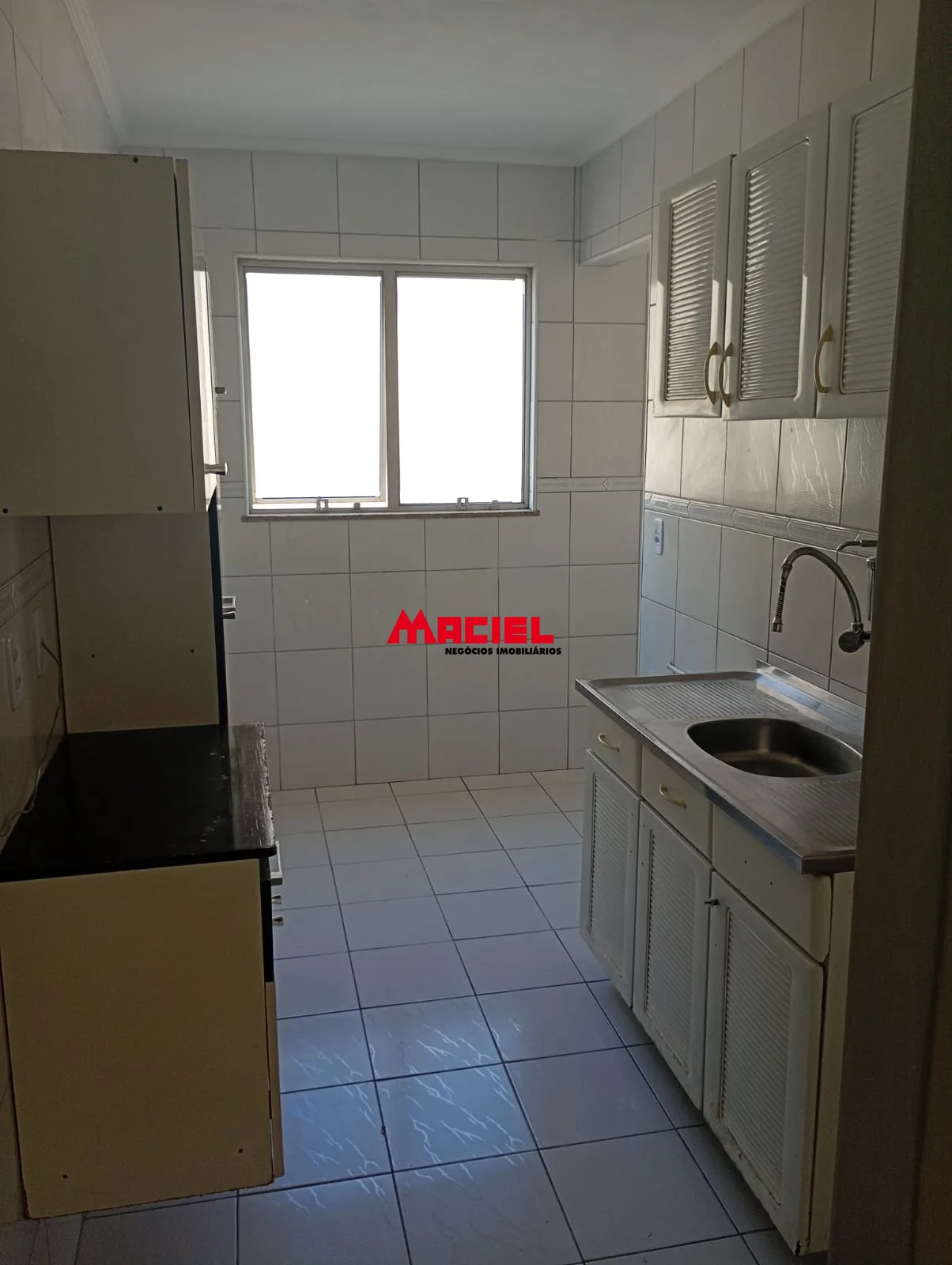 Alugar Apartamento / Padr&atilde;o em S&atilde;o Jos&eacute; dos Campos R$ 1.700,00 - Foto 13