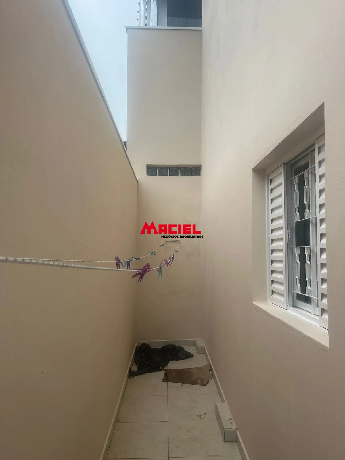 Comprar Casa / Padr&atilde;o em S&atilde;o Jos&eacute; dos Campos R$ 380.000,00 - Foto 8
