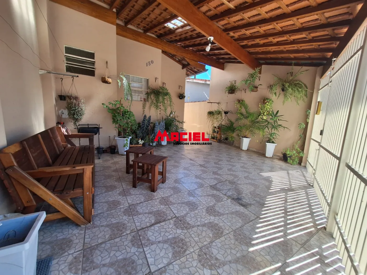 Comprar Casa / Padr&atilde;o em S&atilde;o Jos&eacute; dos Campos R$ 420.000,00 - Foto 1