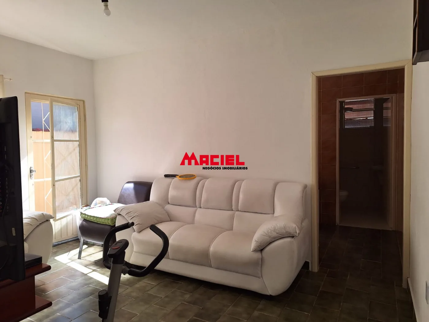 Comprar Casa / Padr&atilde;o em S&atilde;o Jos&eacute; dos Campos R$ 420.000,00 - Foto 4