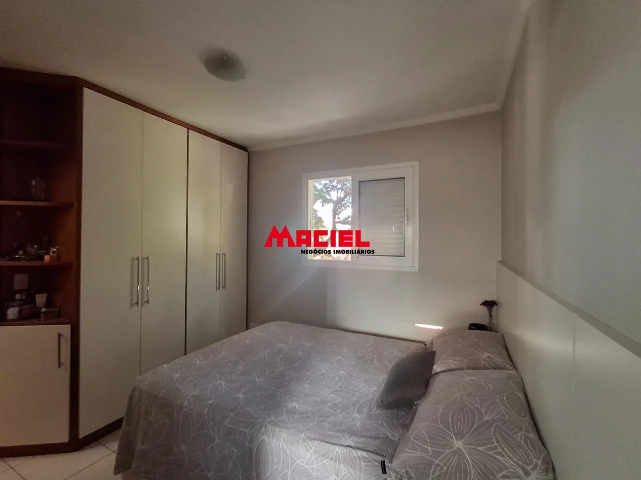 Comprar Apartamento / Padr&atilde;o em S&atilde;o Jos&eacute; dos Campos R$ 435.000,00 - Foto 2
