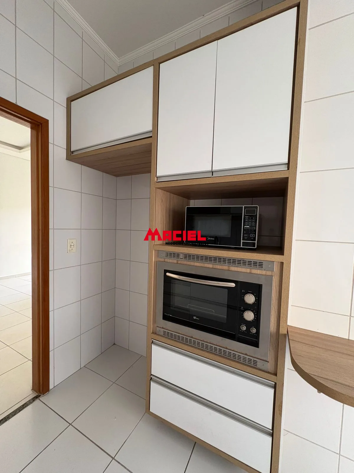 Alugar Apartamento / Padr&atilde;o em S&atilde;o Jos&eacute; dos Campos R$ 2.200,00 - Foto 1