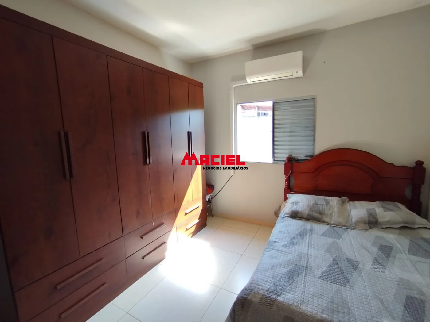 Comprar Casa / Sobrado em S&atilde;o Jos&eacute; dos Campos R$ 750.000,00 - Foto 16