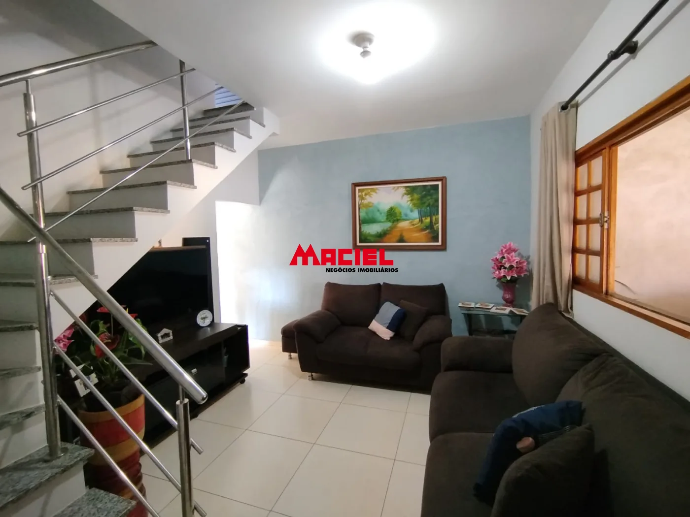 Comprar Casa / Sobrado em S&atilde;o Jos&eacute; dos Campos R$ 750.000,00 - Foto 1