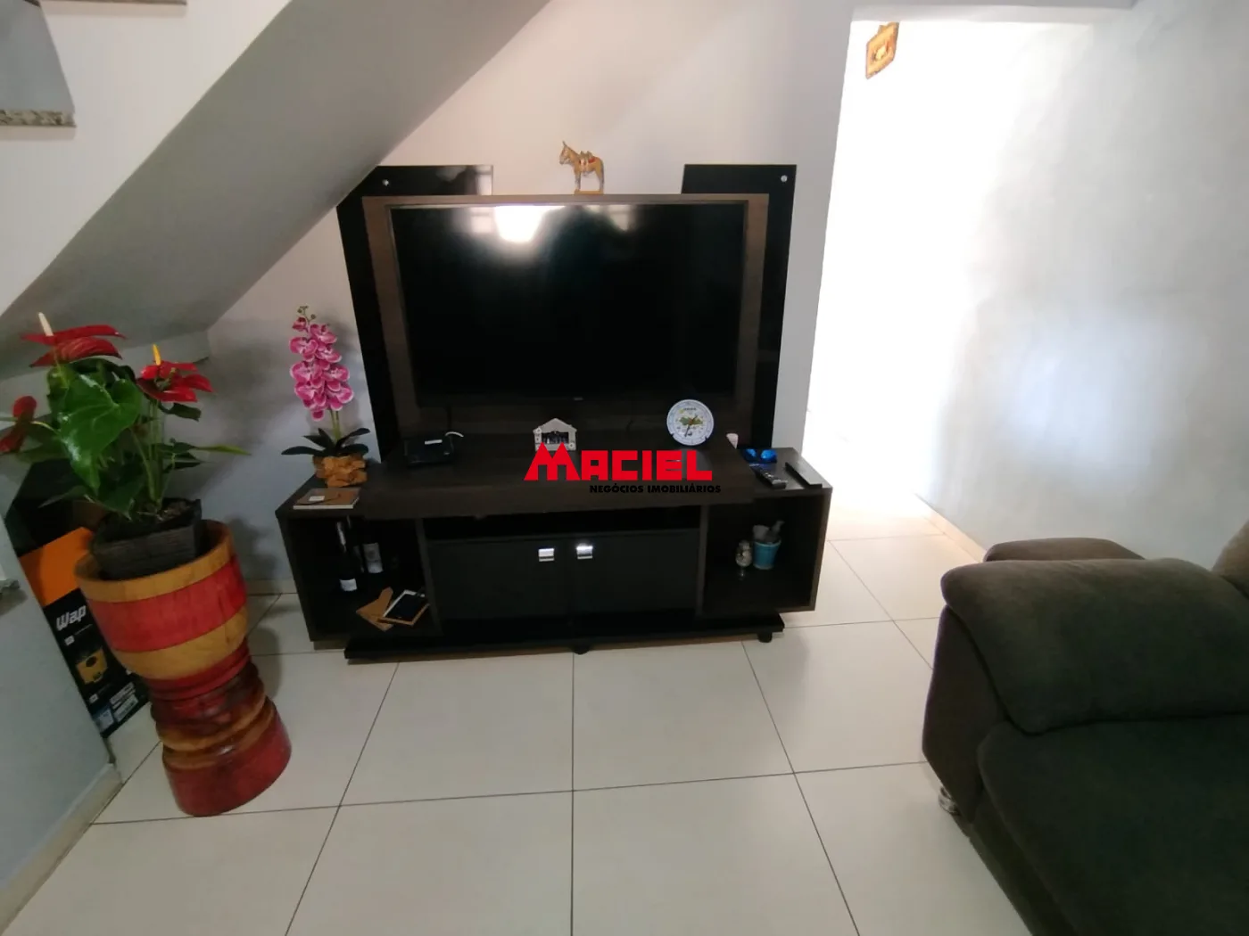 Comprar Casa / Sobrado em S&atilde;o Jos&eacute; dos Campos R$ 750.000,00 - Foto 2
