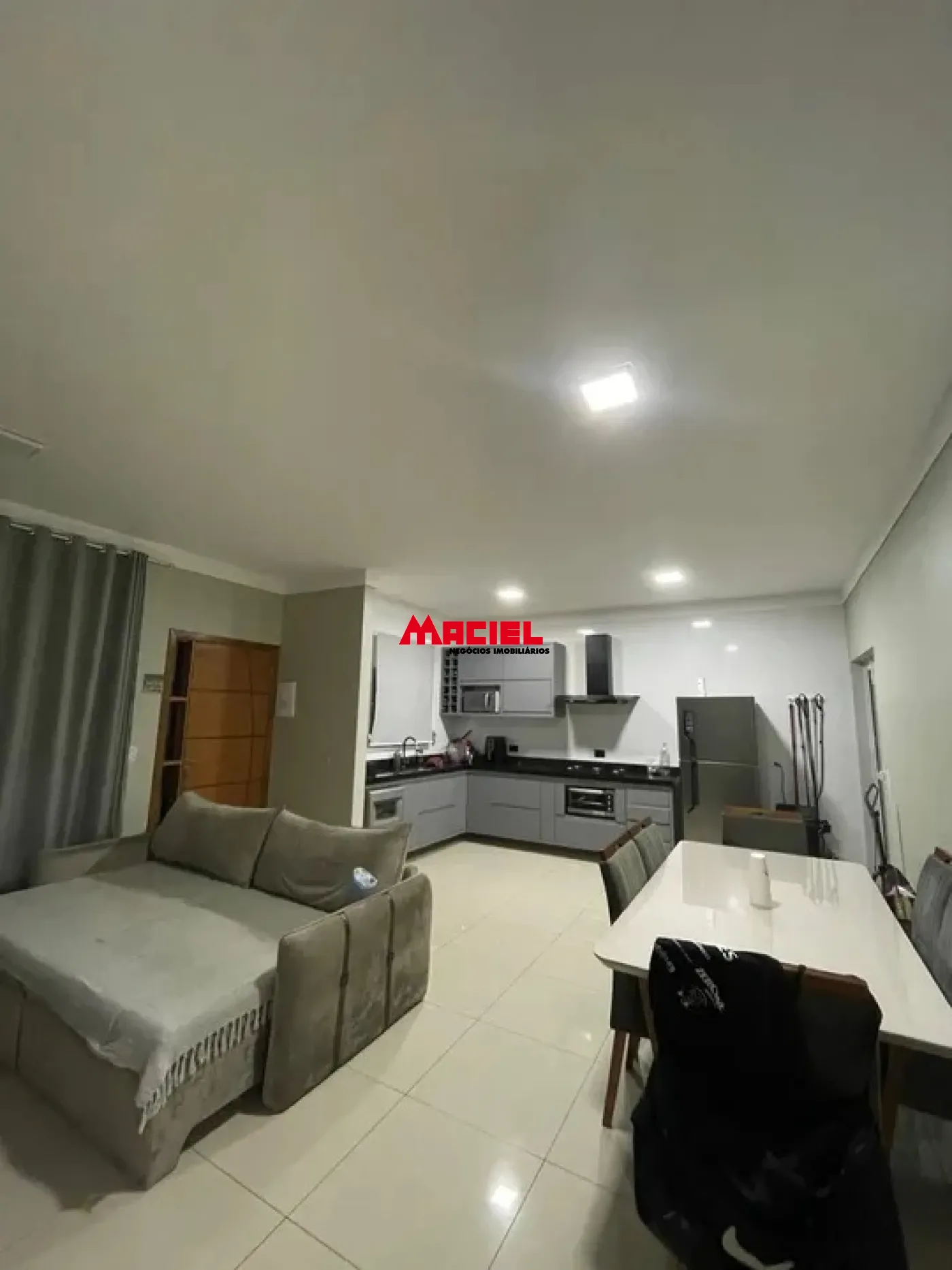 Comprar Casa / Padr&atilde;o em S&atilde;o Jos&eacute; dos Campos R$ 479.000,00 - Foto 1
