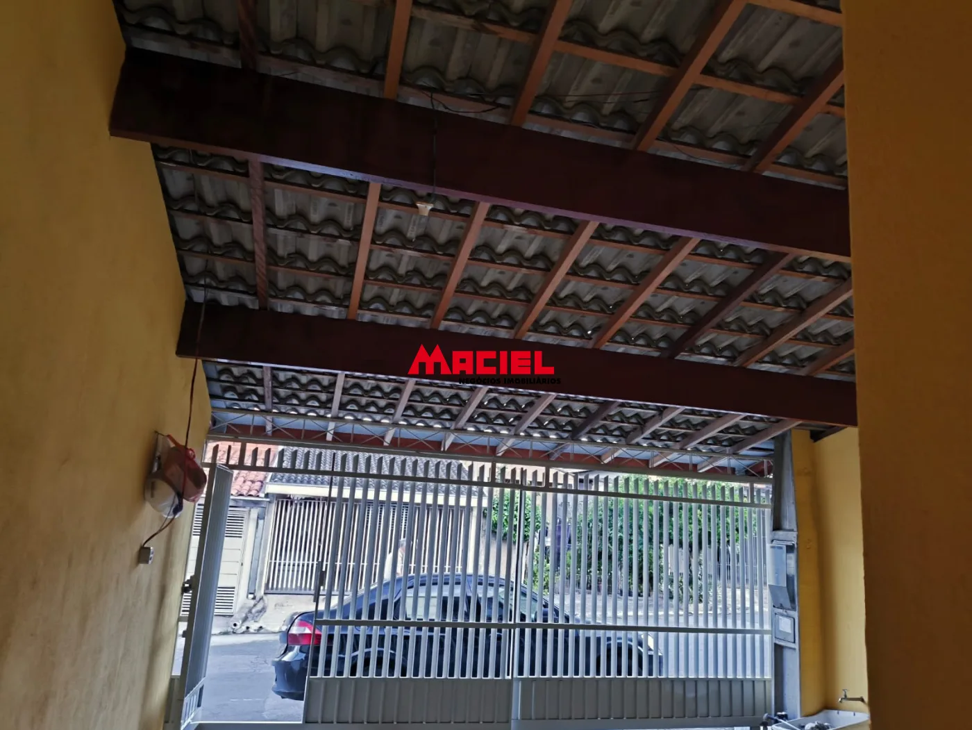 Comprar Casa / Padr&atilde;o em S&atilde;o Jos&eacute; dos Campos R$ 365.000,00 - Foto 2