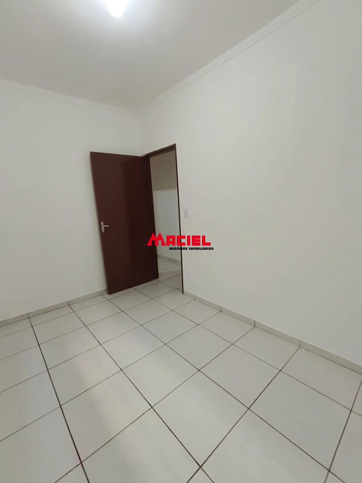 Comprar Casa / Padr&atilde;o em S&atilde;o Jos&eacute; dos Campos R$ 365.000,00 - Foto 13
