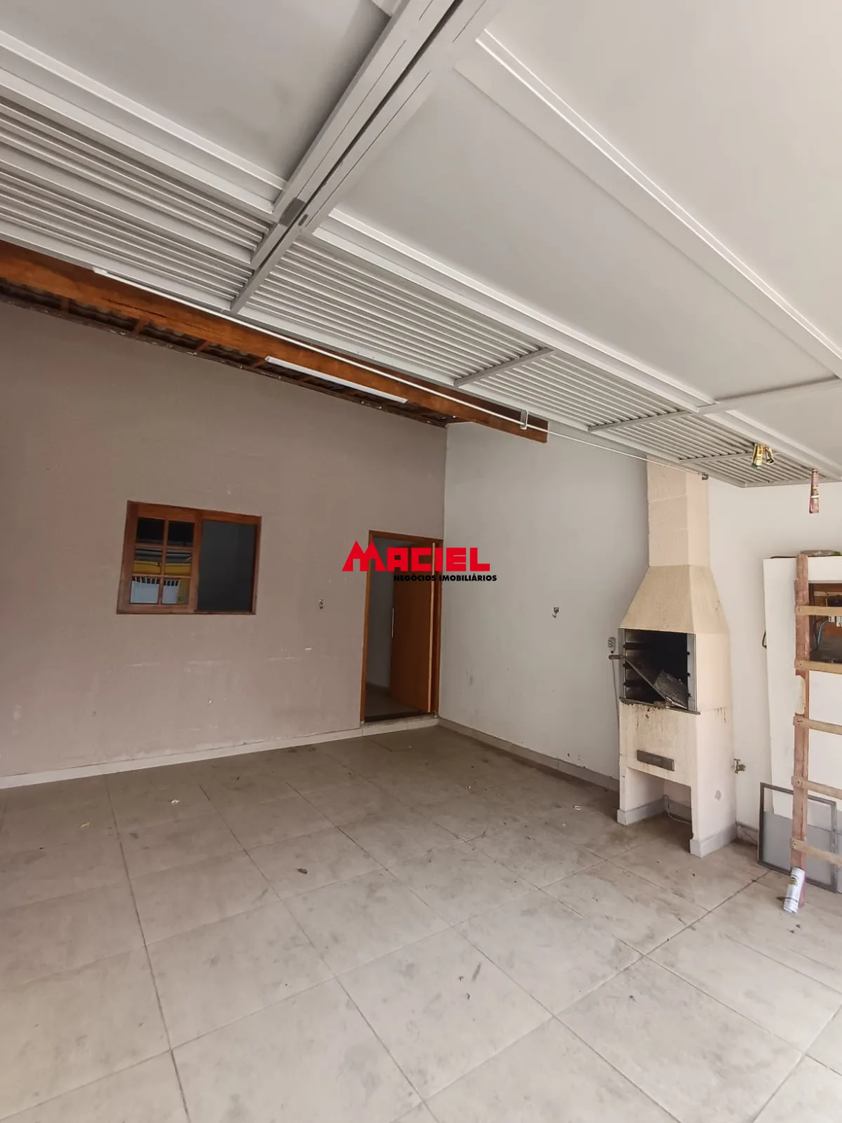 Comprar Casa / Padr&atilde;o em S&atilde;o Jos&eacute; dos Campos R$ 370.000,00 - Foto 1