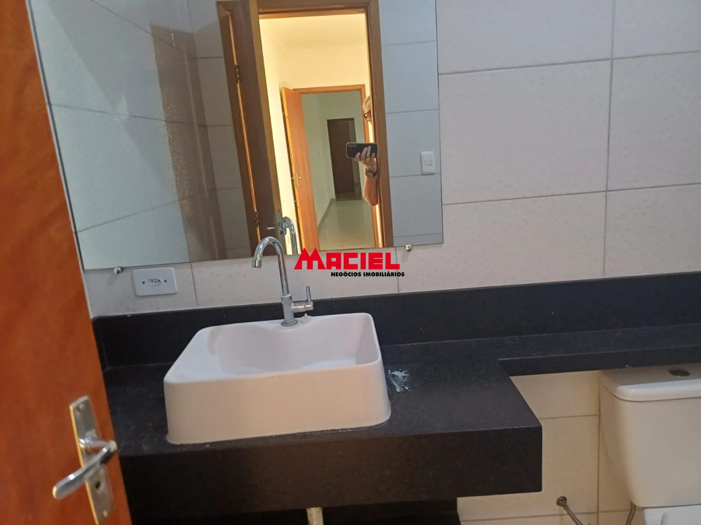 Comprar Casa / Padr&atilde;o em S&atilde;o Jos&eacute; dos Campos R$ 370.000,00 - Foto 12
