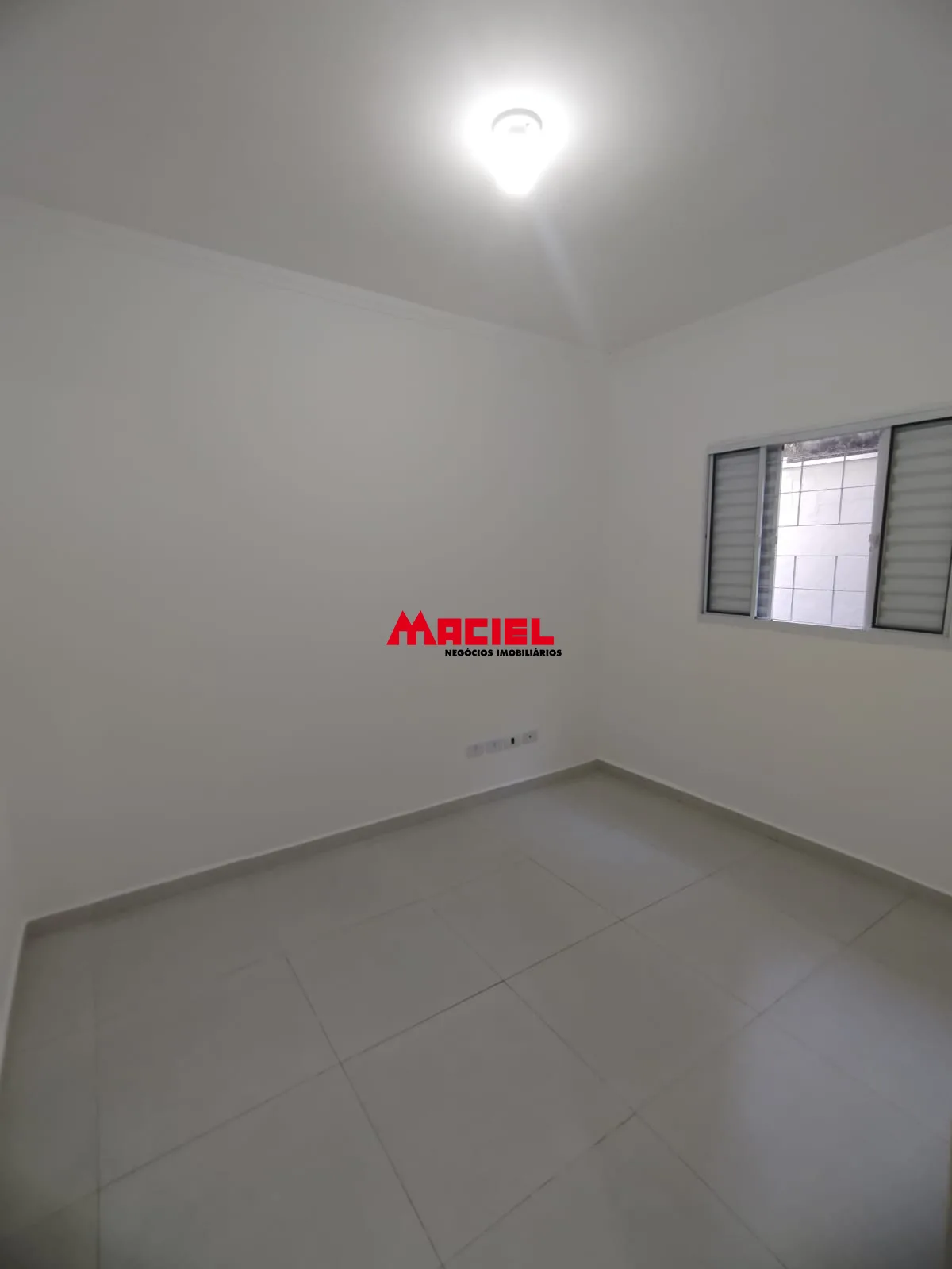 Comprar Casa / Sobrado em S&atilde;o Jos&eacute; dos Campos R$ 399.000,00 - Foto 8