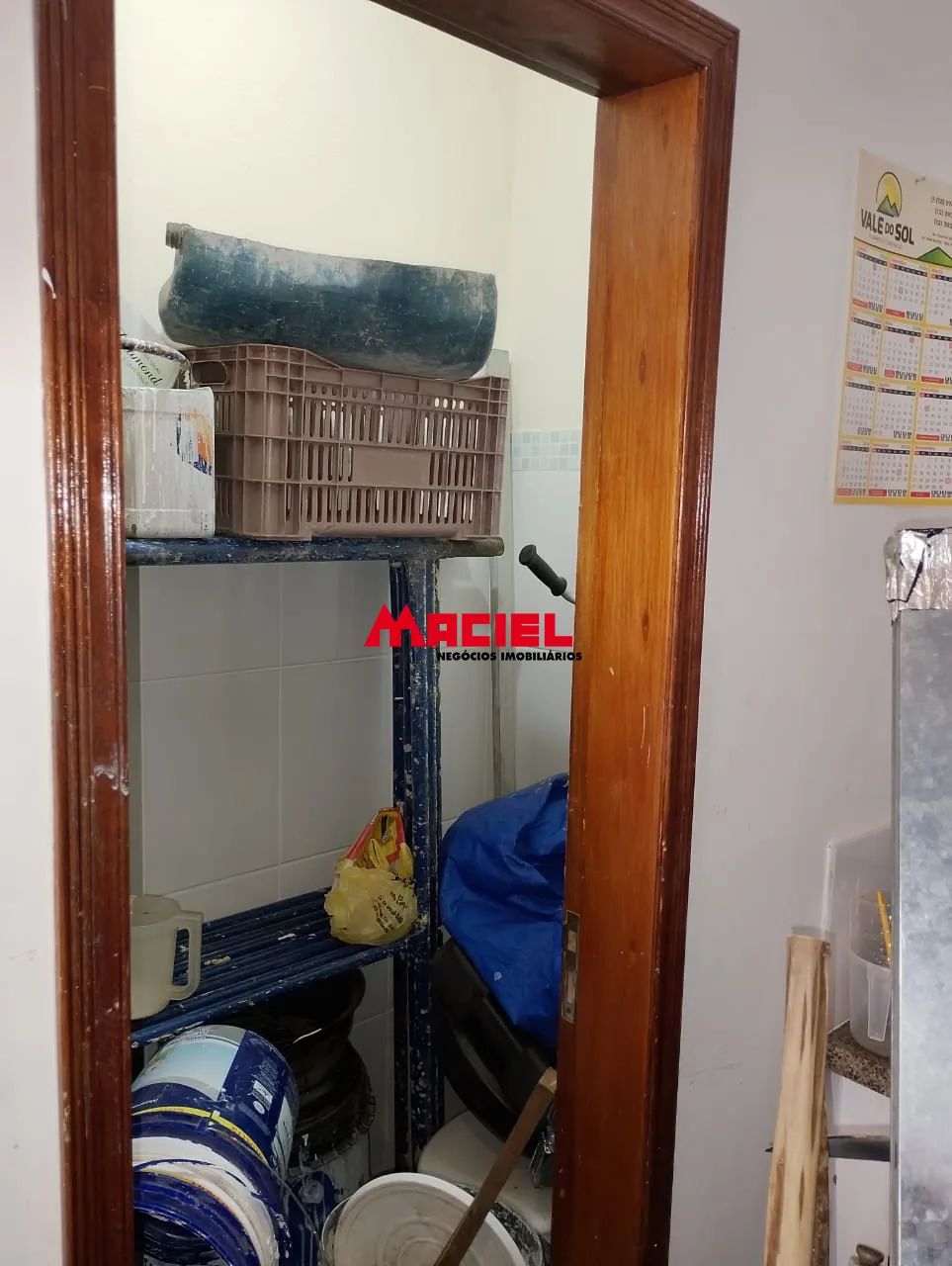 Alugar Comercial / Ponto Comercial em S&atilde;o Jos&eacute; dos Campos R$ 2.800,00 - Foto 6