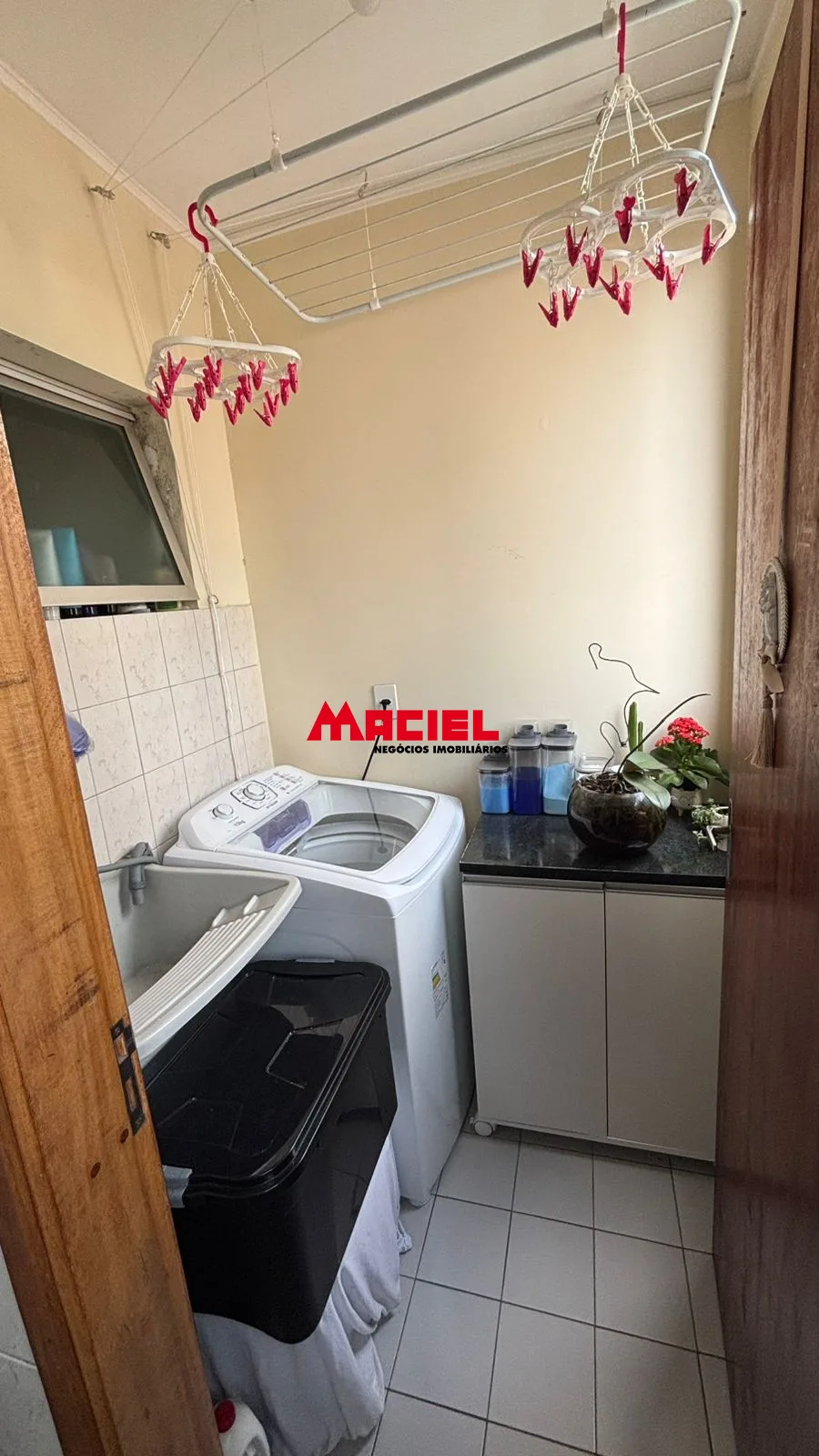 Comprar Apartamento / Padr&atilde;o em S&atilde;o Jos&eacute; dos Campos R$ 330.000,00 - Foto 12