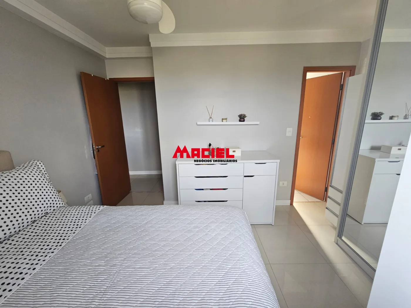 Comprar Apartamento / Padr&atilde;o em S&atilde;o Jos&eacute; dos Campos R$ 846.000,00 - Foto 12