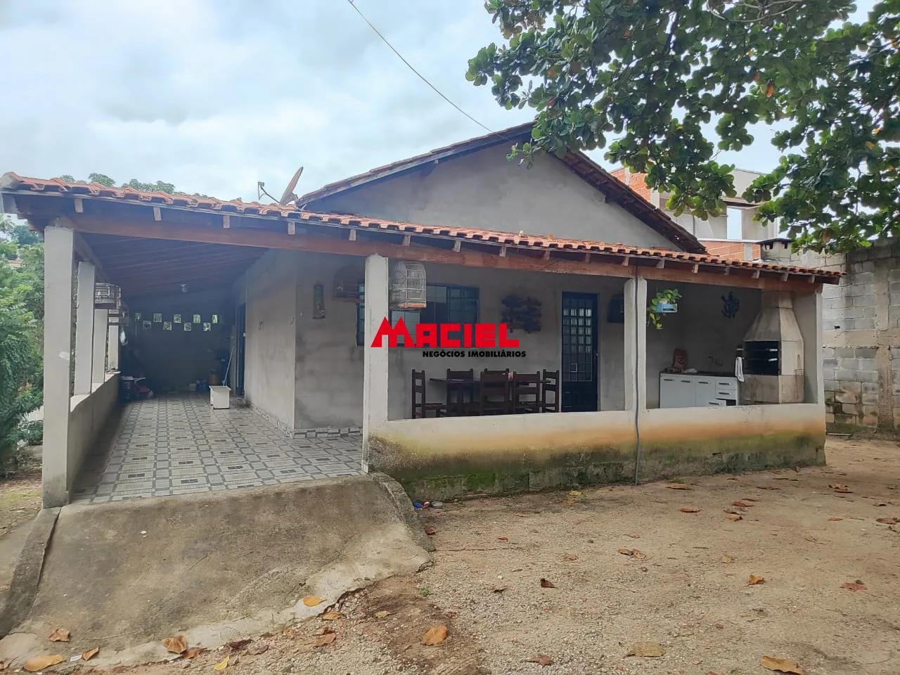 Comprar Casa / Padr&atilde;o em S&atilde;o Jos&eacute; dos Campos R$ 426.000,00 - Foto 1