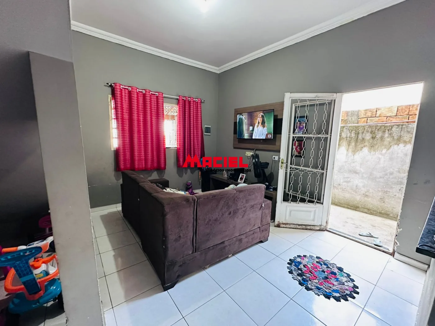 Comprar Casa / Sobrado em S&atilde;o Jos&eacute; dos Campos R$ 370.000,00 - Foto 1