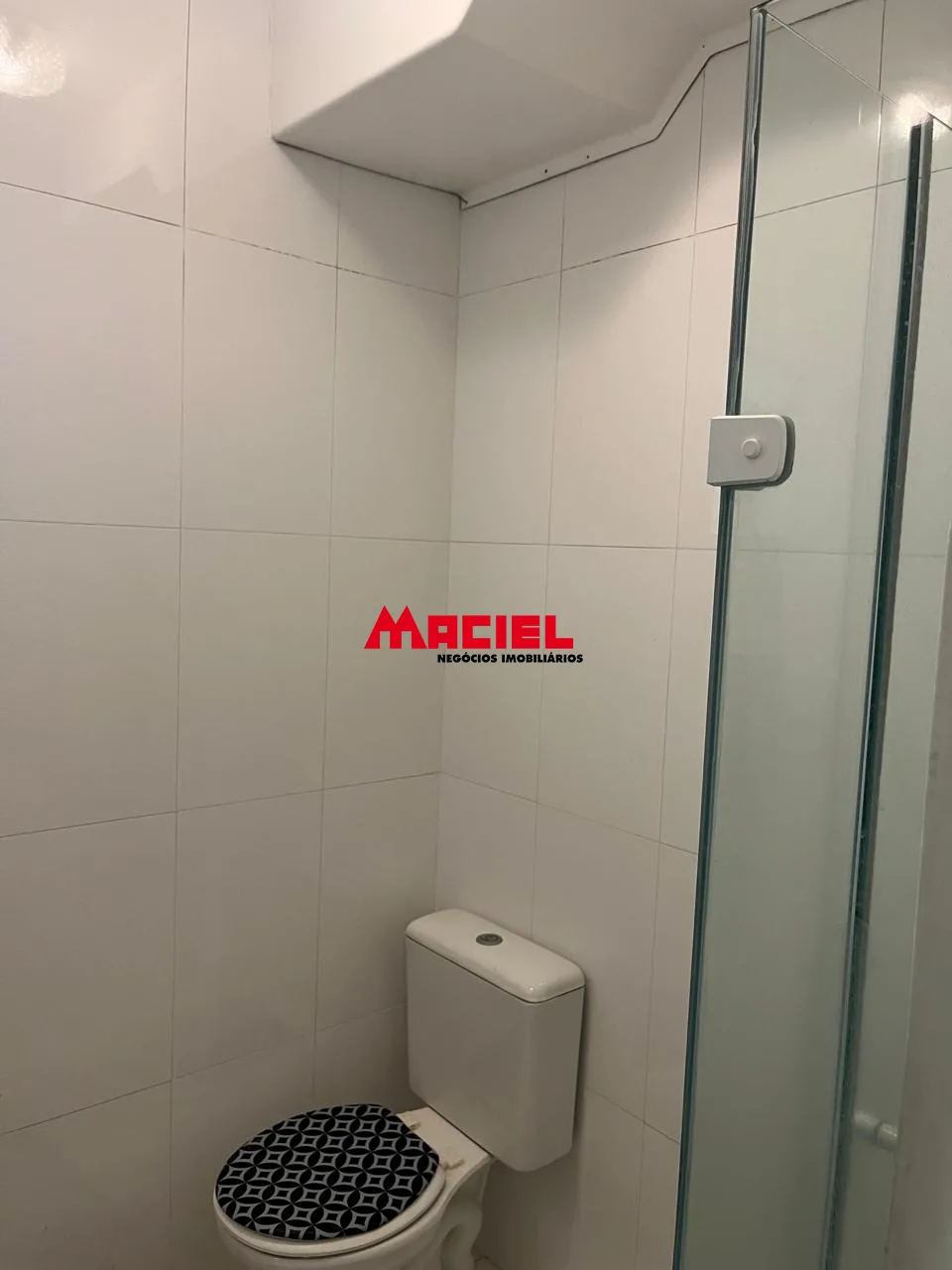 Alugar Apartamento / Padr&atilde;o em S&atilde;o Jos&eacute; dos Campos R$ 2.000,00 - Foto 5