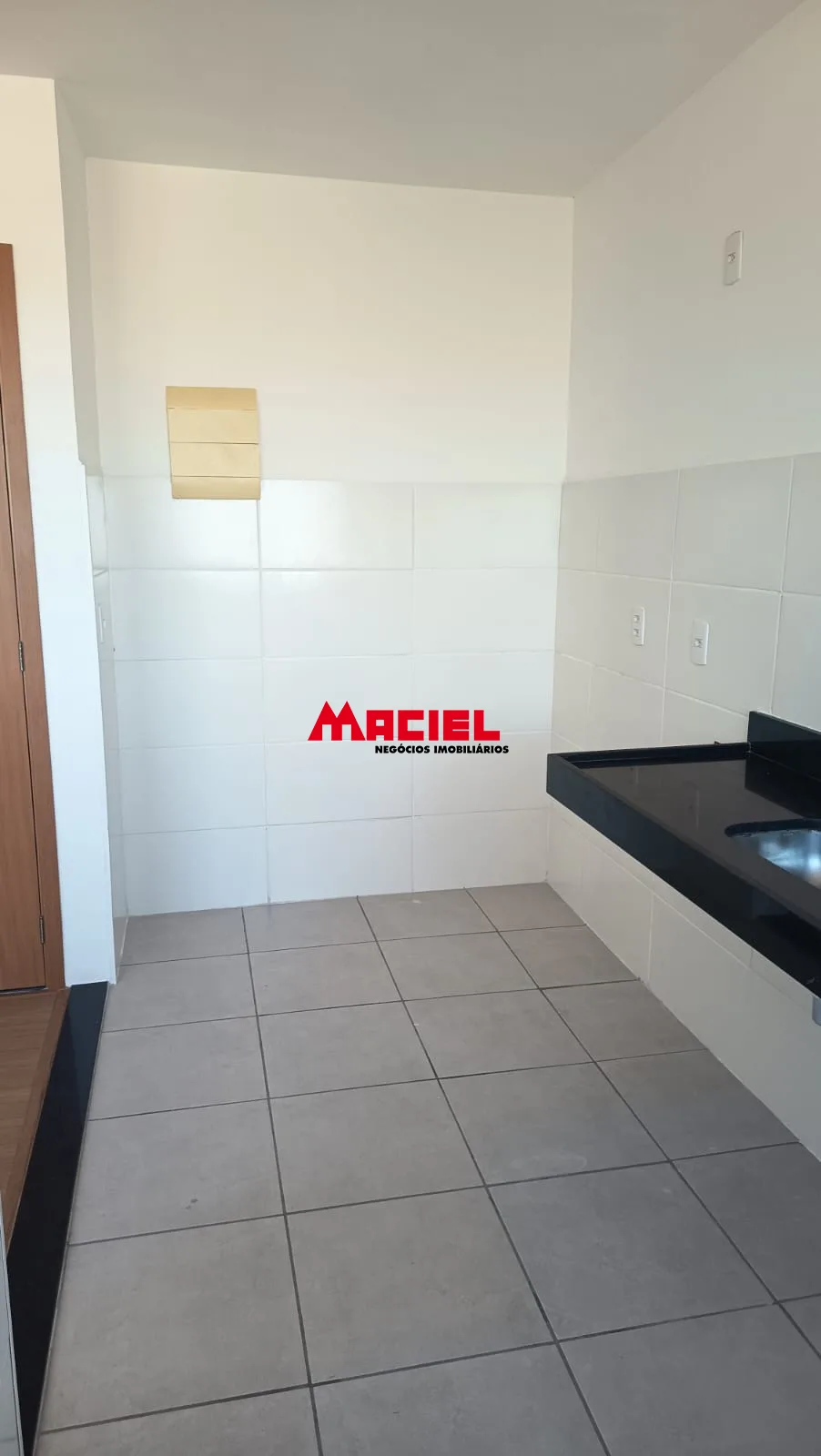 Alugar Apartamento / Padr&atilde;o em S&atilde;o Jos&eacute; dos Campos R$ 1.600,00 - Foto 2