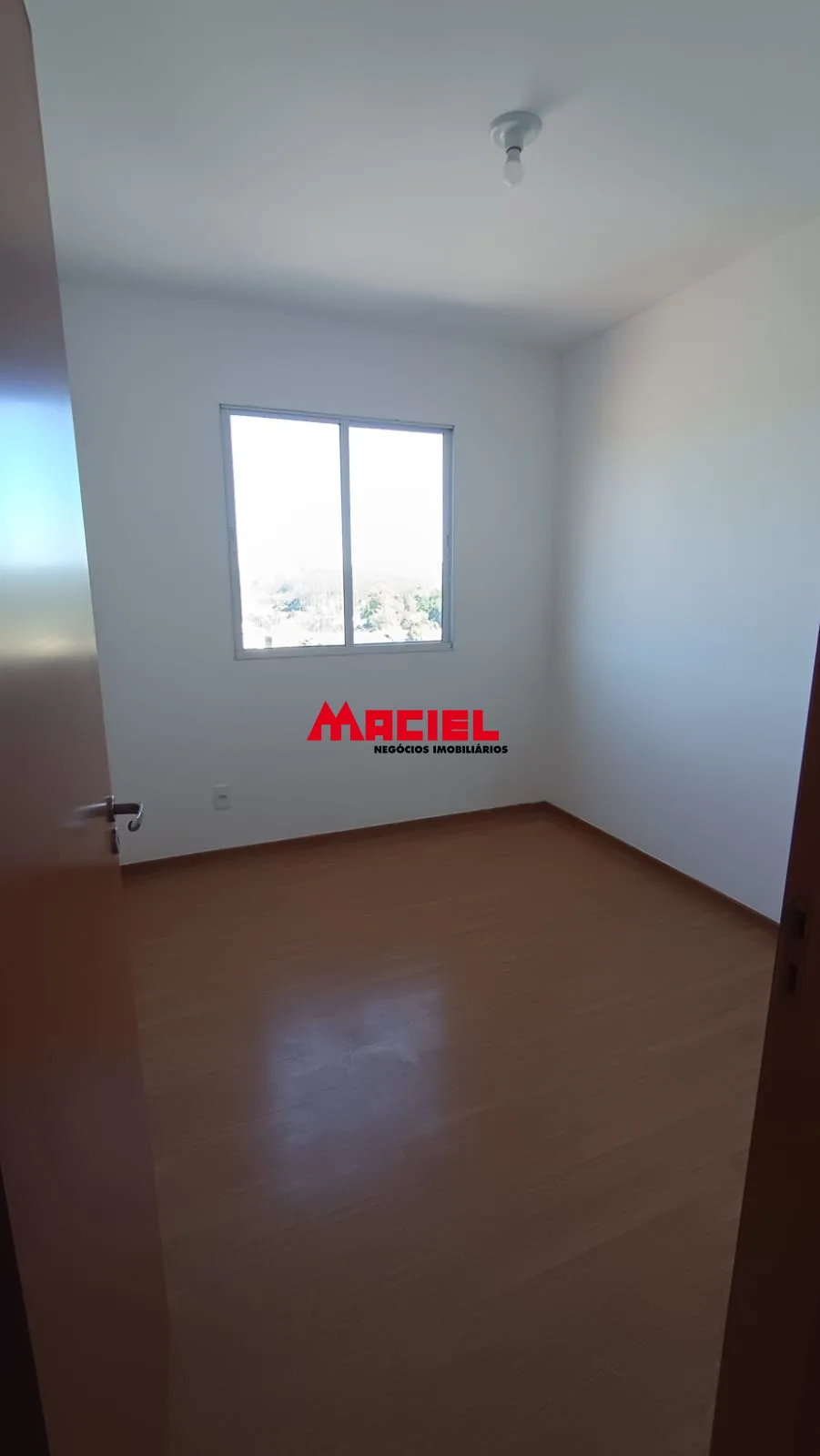 Alugar Apartamento / Padr&atilde;o em S&atilde;o Jos&eacute; dos Campos R$ 1.600,00 - Foto 5