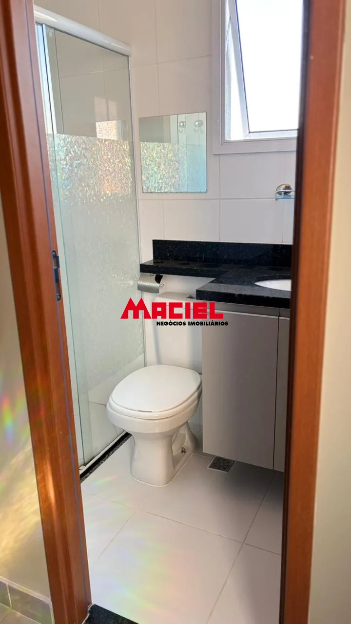 Alugar Apartamento / Padr&atilde;o em S&atilde;o Jos&eacute; dos Campos R$ 3.300,00 - Foto 2