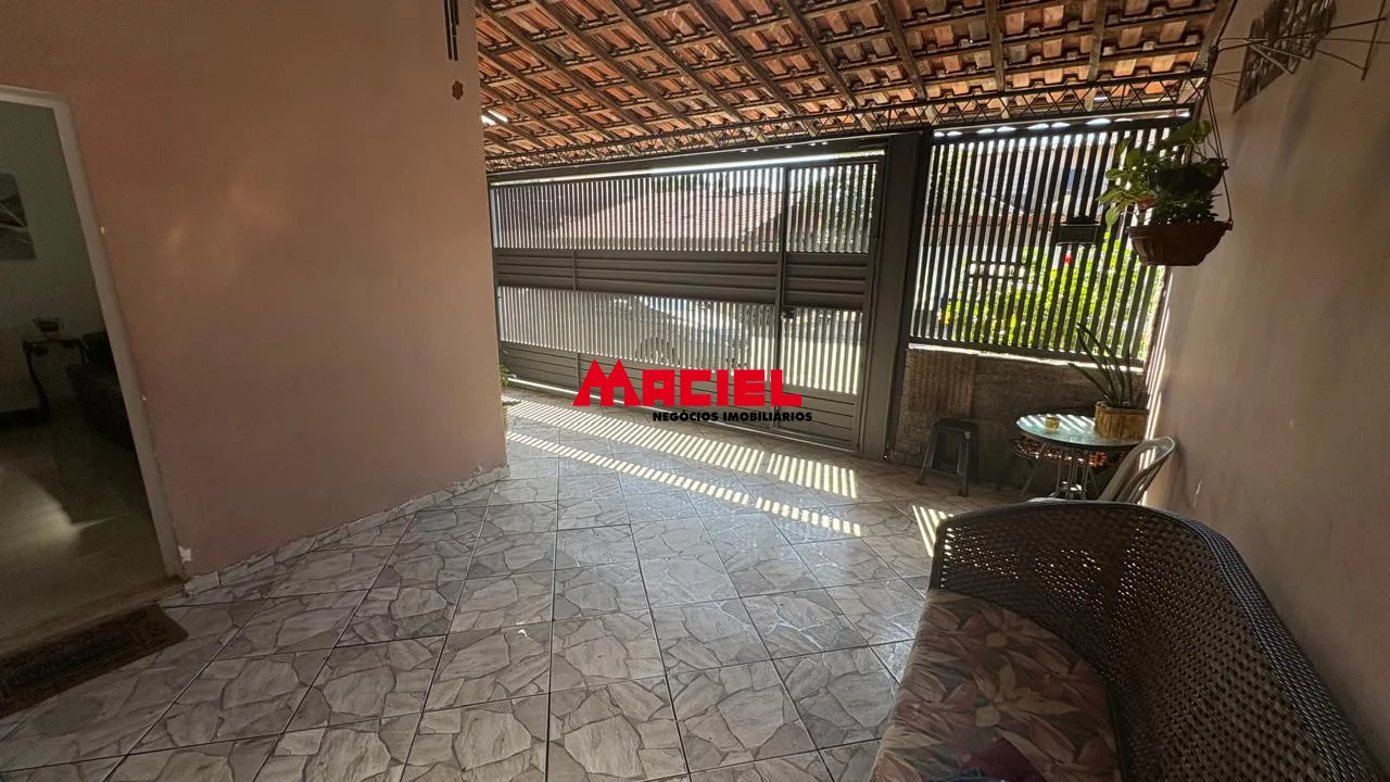 Comprar Casa / Padr&atilde;o em S&atilde;o Jos&eacute; dos Campos R$ 430.000,00 - Foto 2