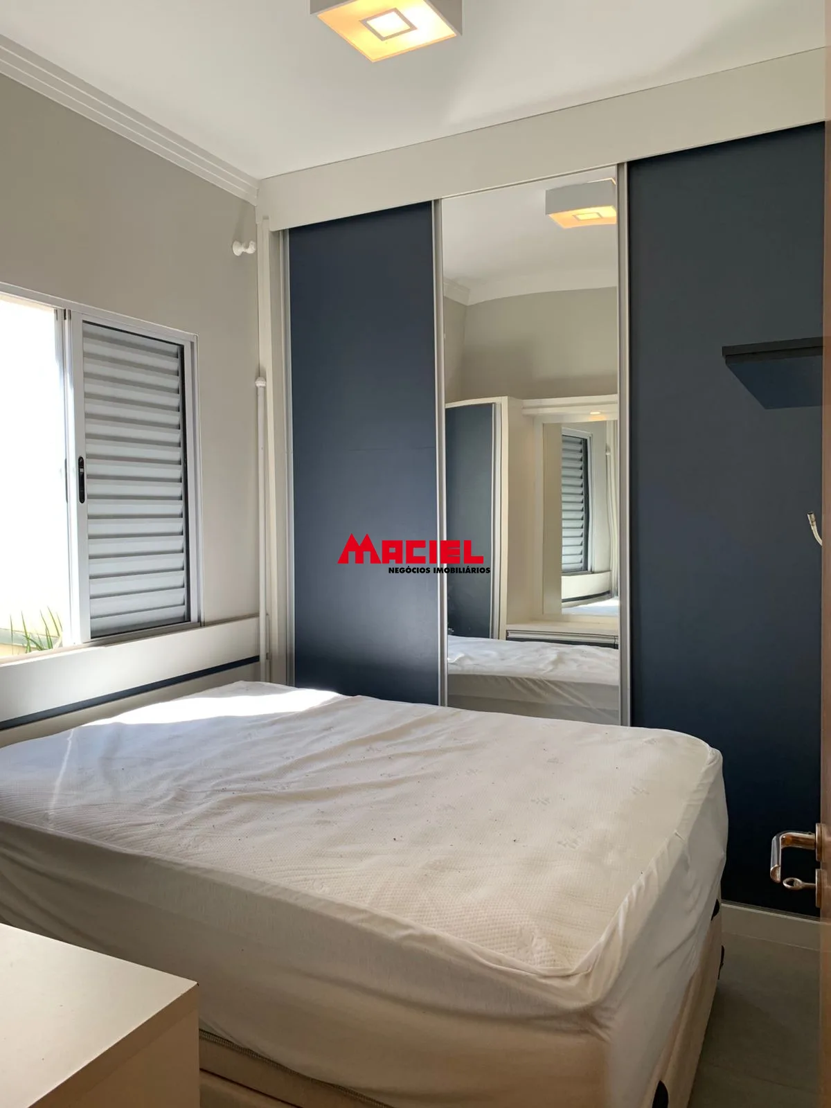 Alugar Apartamento / Padr&atilde;o em S&atilde;o Jos&eacute; dos Campos R$ 2.300,00 - Foto 26