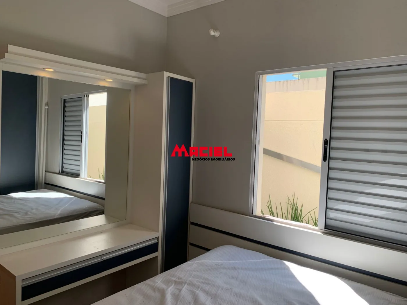 Alugar Apartamento / Padr&atilde;o em S&atilde;o Jos&eacute; dos Campos R$ 2.300,00 - Foto 28
