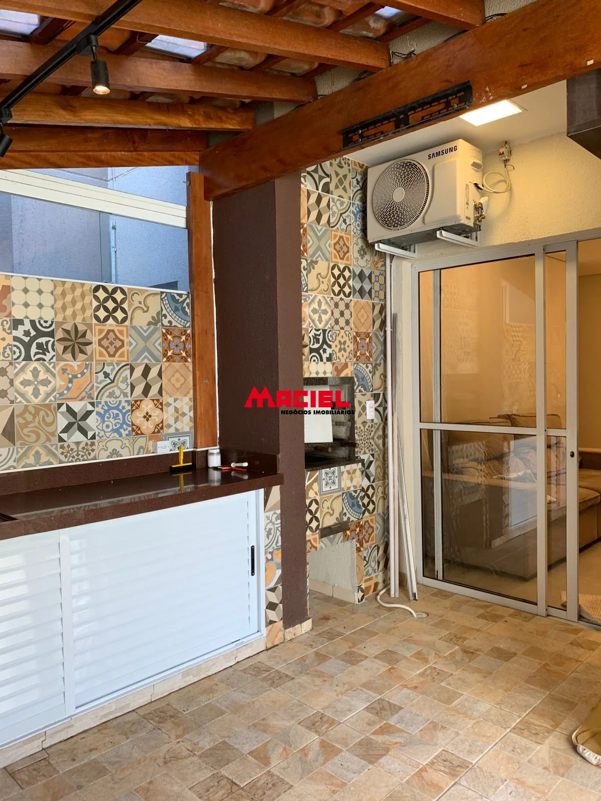 Alugar Apartamento / Padr&atilde;o em S&atilde;o Jos&eacute; dos Campos R$ 2.300,00 - Foto 37