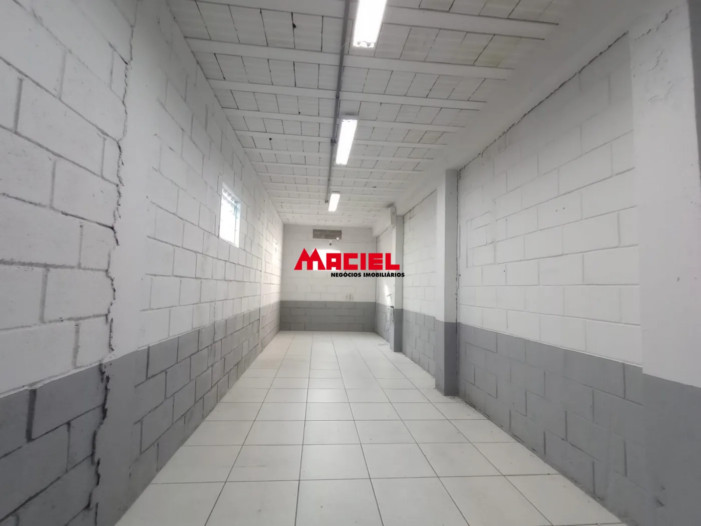 Alugar Comercial / Galp&atilde;o em S&atilde;o Jos&eacute; dos Campos R$ 19.500,00 - Foto 14