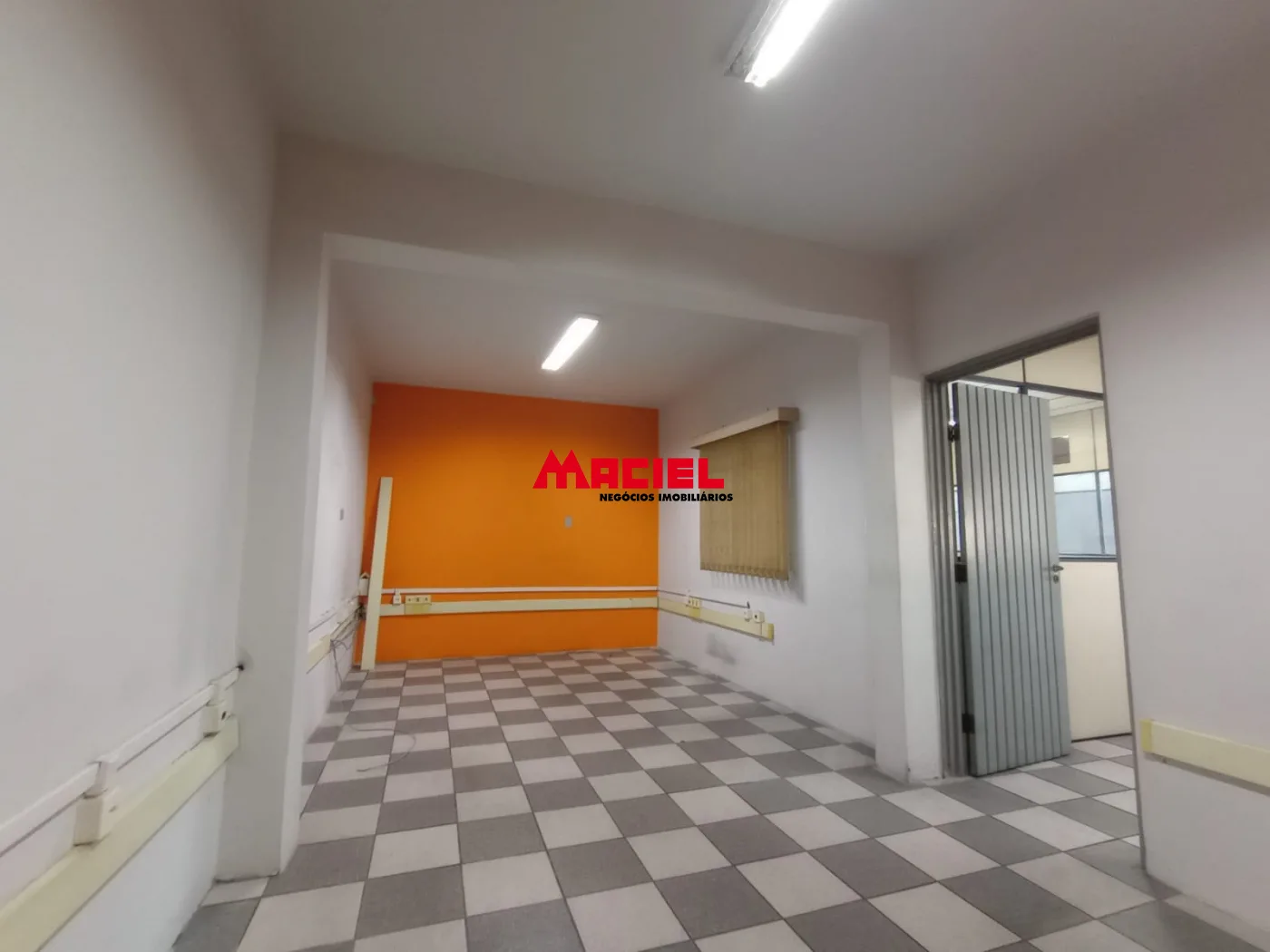 Alugar Comercial / Galp&atilde;o em S&atilde;o Jos&eacute; dos Campos R$ 19.500,00 - Foto 15