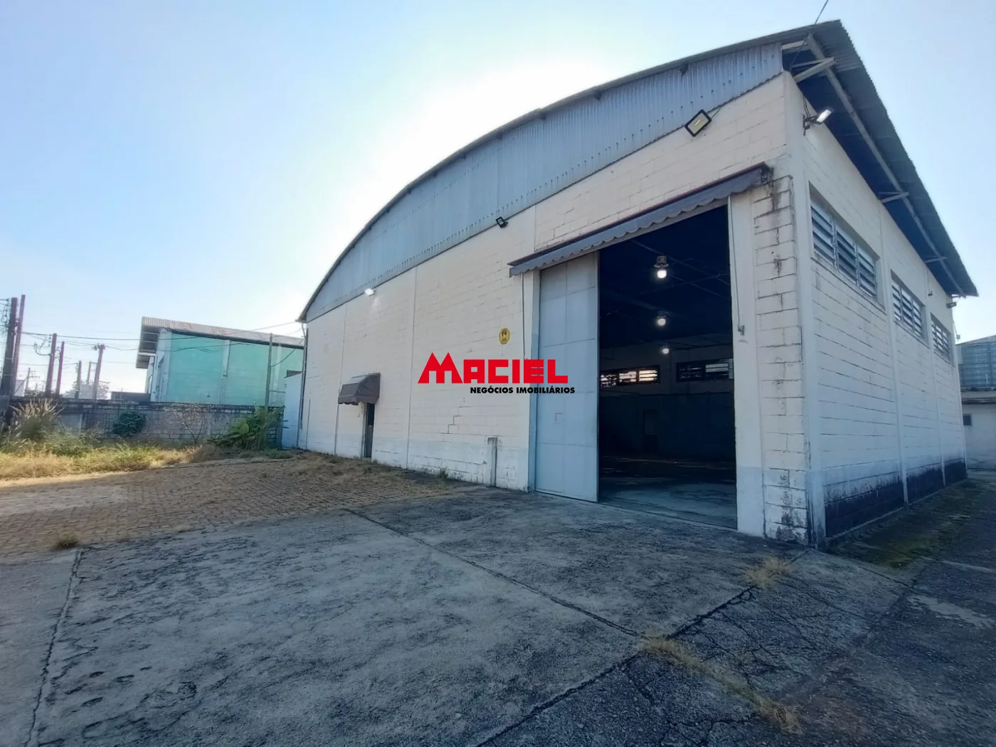 Alugar Comercial / Galp&atilde;o em S&atilde;o Jos&eacute; dos Campos R$ 19.500,00 - Foto 1