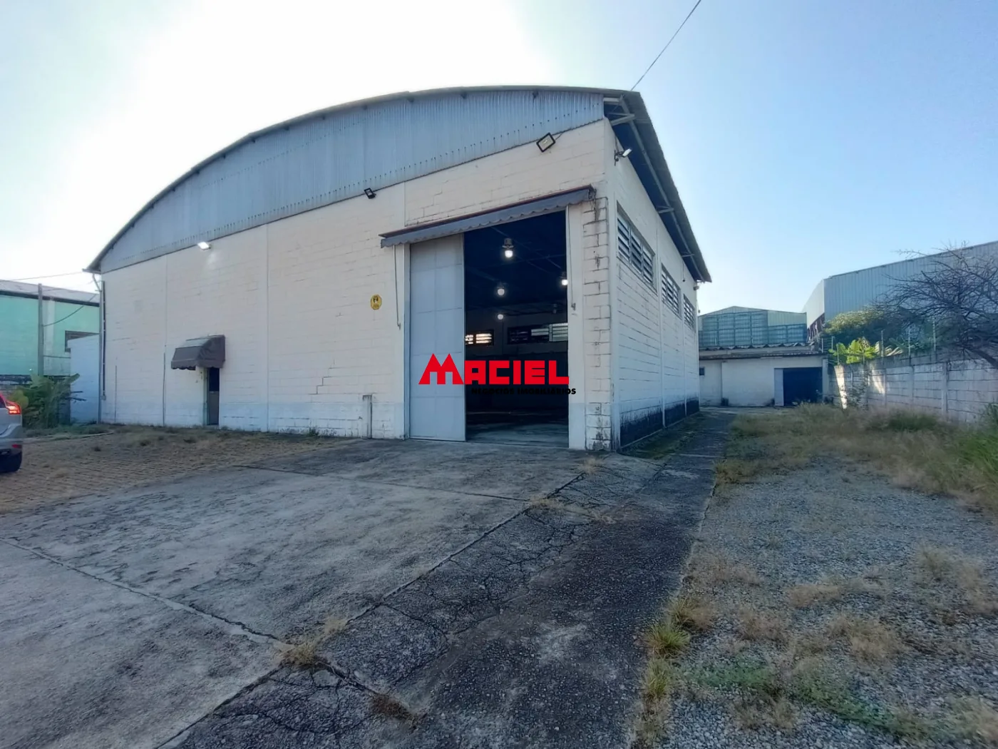Alugar Comercial / Galp&atilde;o em S&atilde;o Jos&eacute; dos Campos R$ 19.500,00 - Foto 2