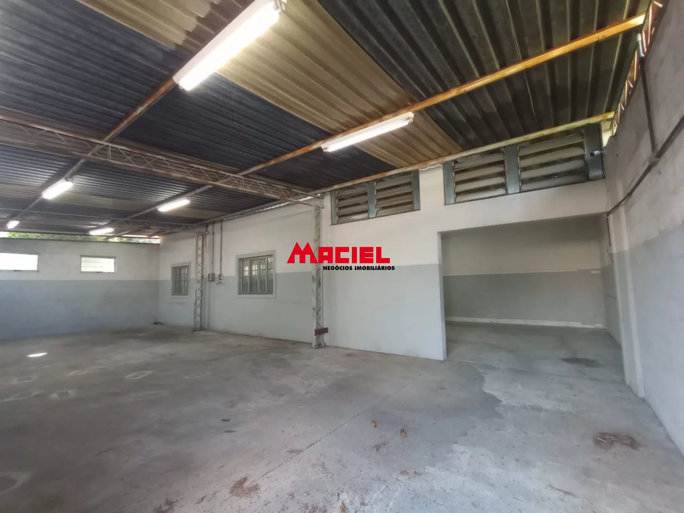 Alugar Comercial / Galp&atilde;o em S&atilde;o Jos&eacute; dos Campos R$ 19.500,00 - Foto 17