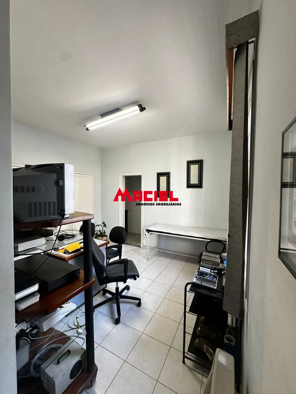 Comprar Comercial / Ponto Comercial em Taubat&eacute; R$ 1.100.000,00 - Foto 6