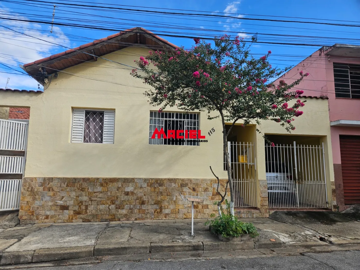 Comprar Casa / Padr&atilde;o em S&atilde;o Jos&eacute; dos Campos R$ 620.000,00 - Foto 1
